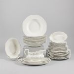 576132 Dinner set